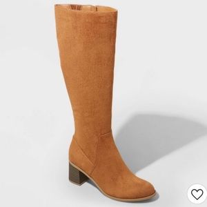 Woman’s chestnut brown Target heeled boots